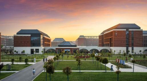 2.10立业楼近景 (1)